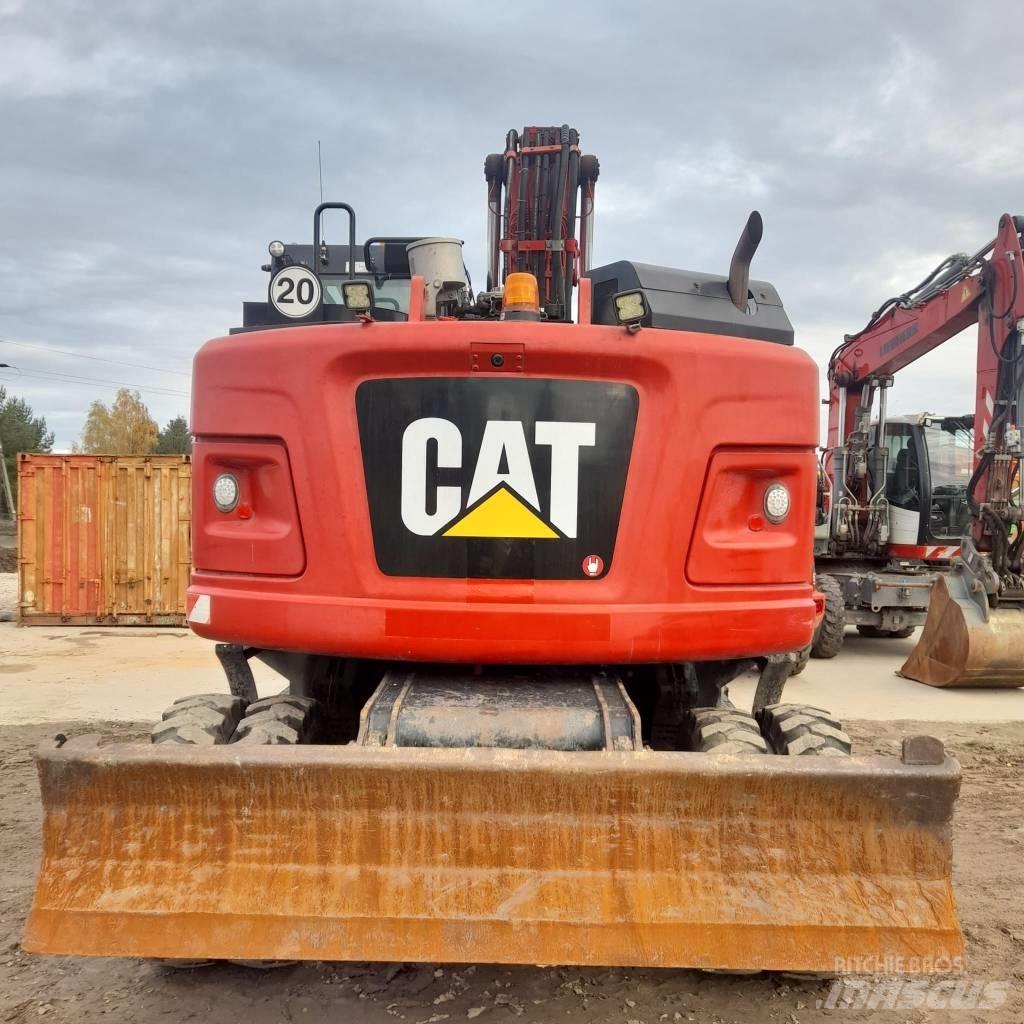 CAT M317 Gumikerekes kotrók