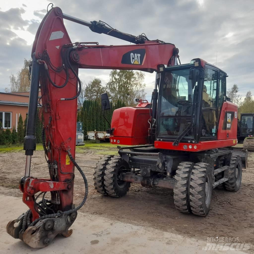 CAT M317 Gumikerekes kotrók