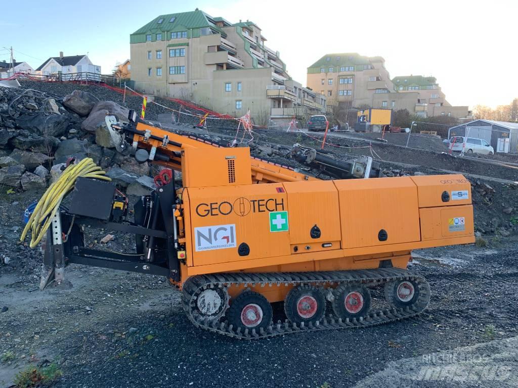  Geotech 607 Talaj fúró