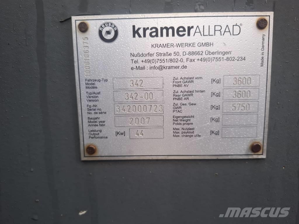 Kramer 380 Gumikerekes homlokrakodók