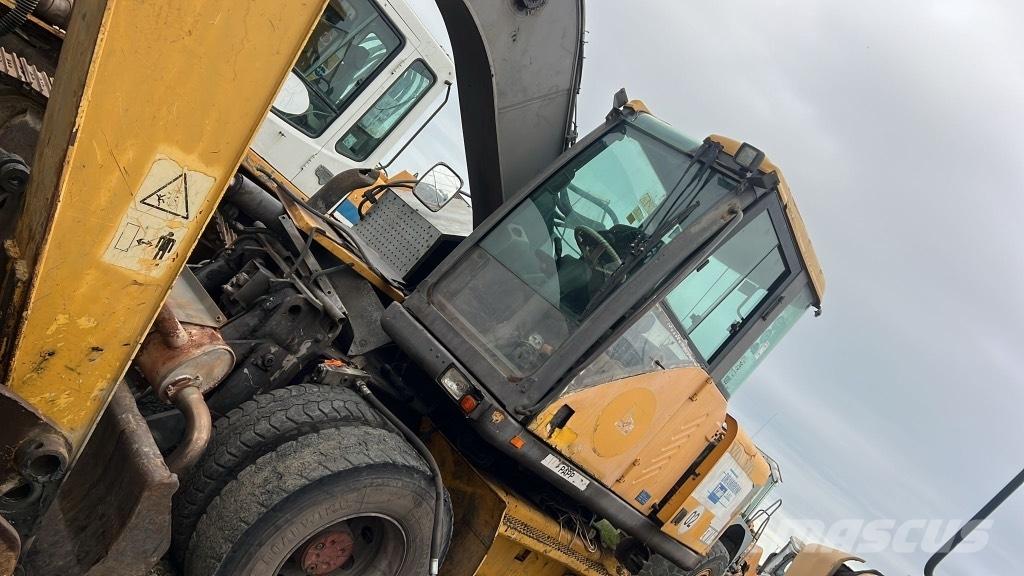 Volvo EW 160 Vezetőfülke és belső tartozékok