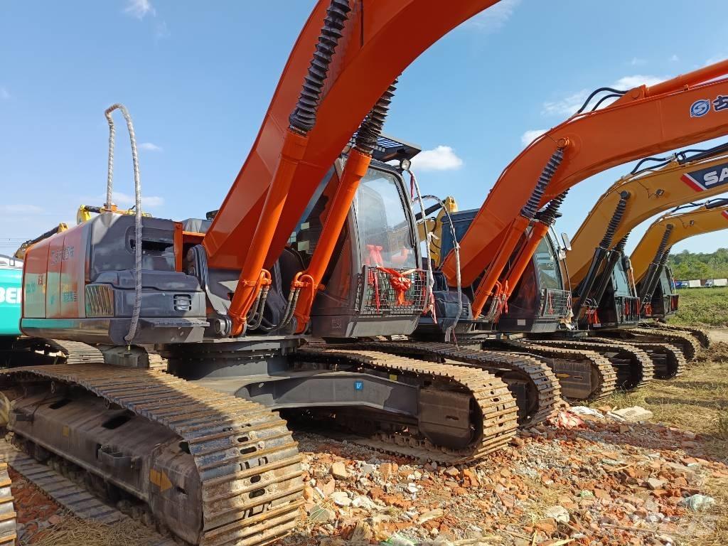 Hitachi ZX240 Lánctalpas kotrók