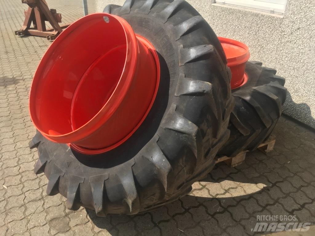  Tvillinghjul Gumiabroncsok, kerekek és felnik