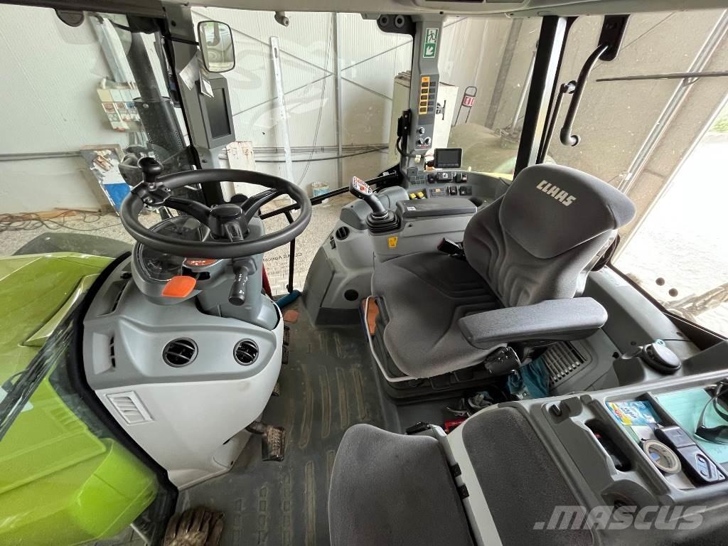 CLAAS Arion 440 Traktorok