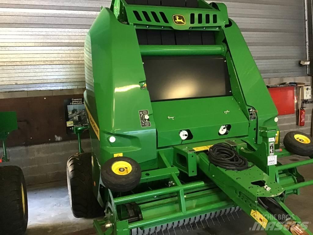 John Deere V461M Körbálázók