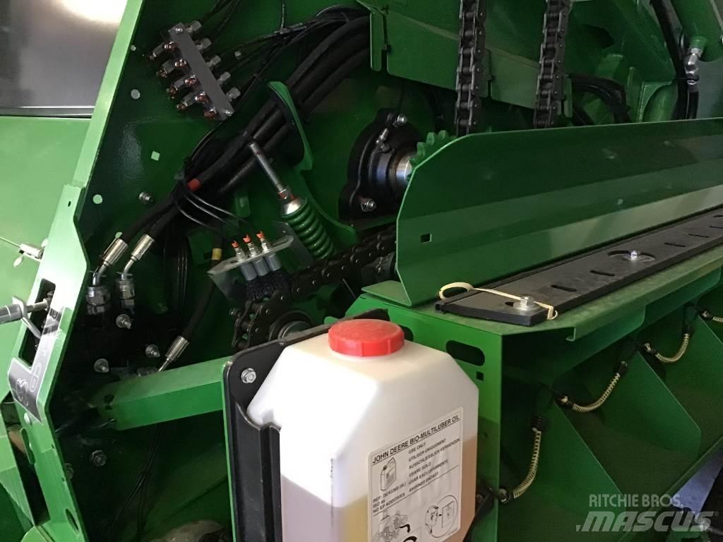 John Deere V461M Körbálázók