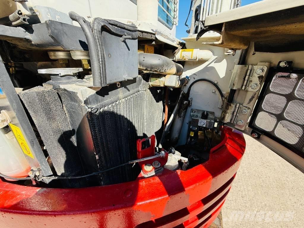 Takeuchi TB 138 FR Mini kotrók < 7t