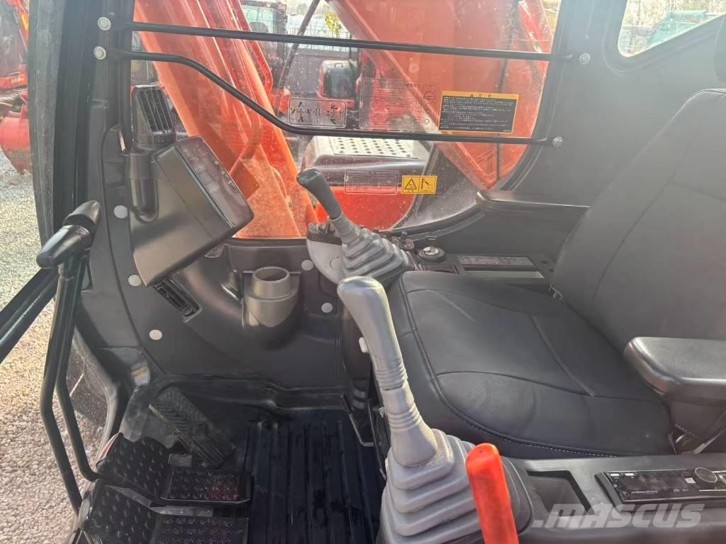 Hitachi ZX 250 -3G Lánctalpas kotrók