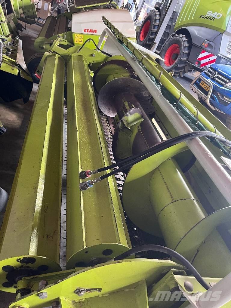 CLAAS Pu 300 Önjáró szecskázók