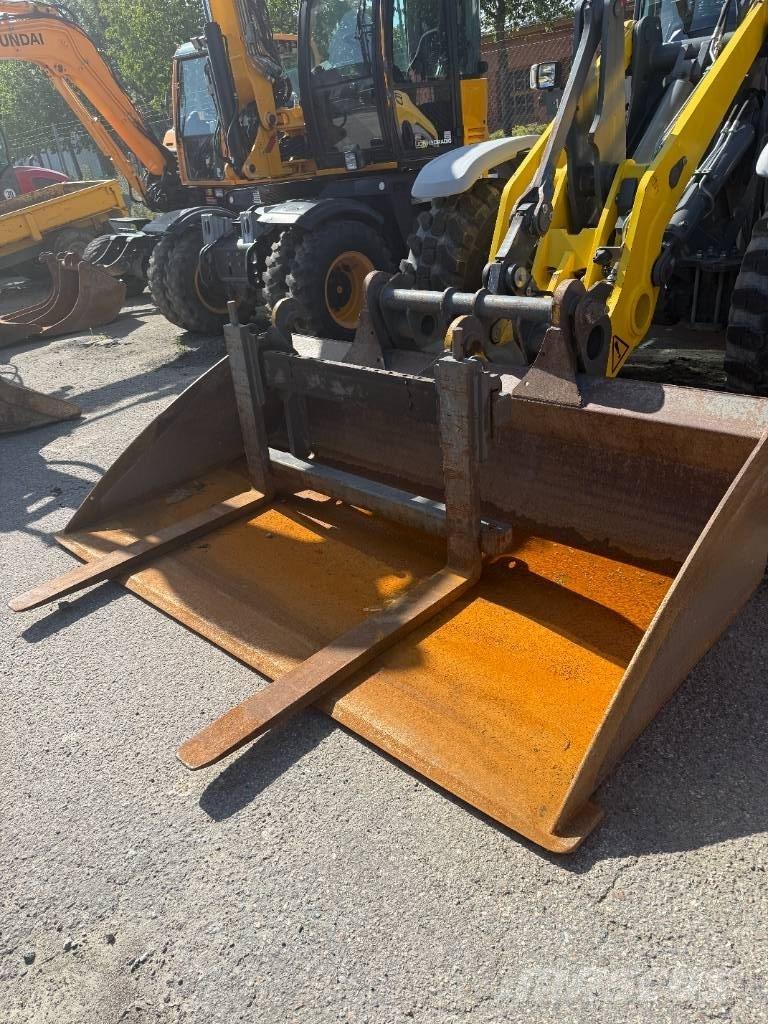 Kramer 8155 Gumikerekes homlokrakodók