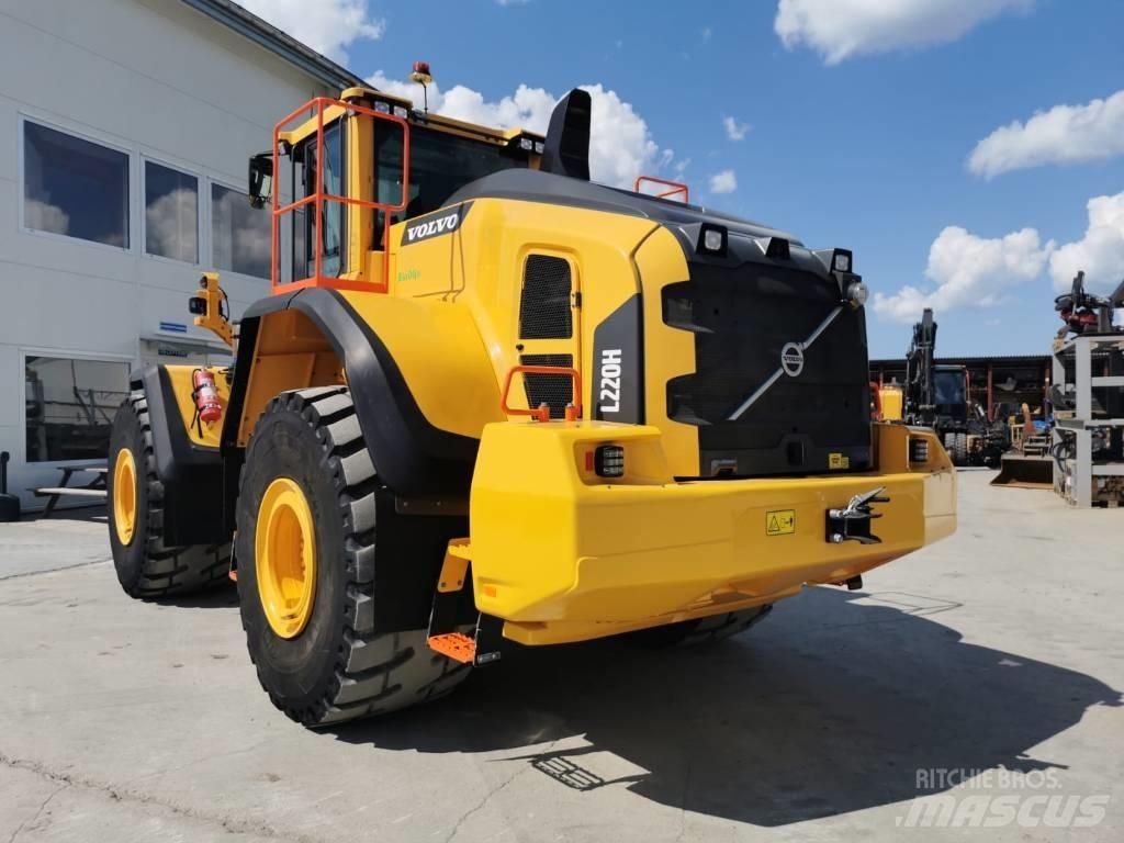 Volvo L 220 H Gumikerekes homlokrakodók