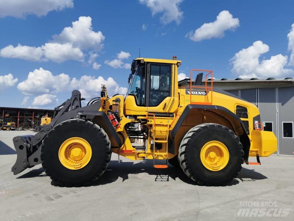 Volvo L 220 H Gumikerekes homlokrakodók