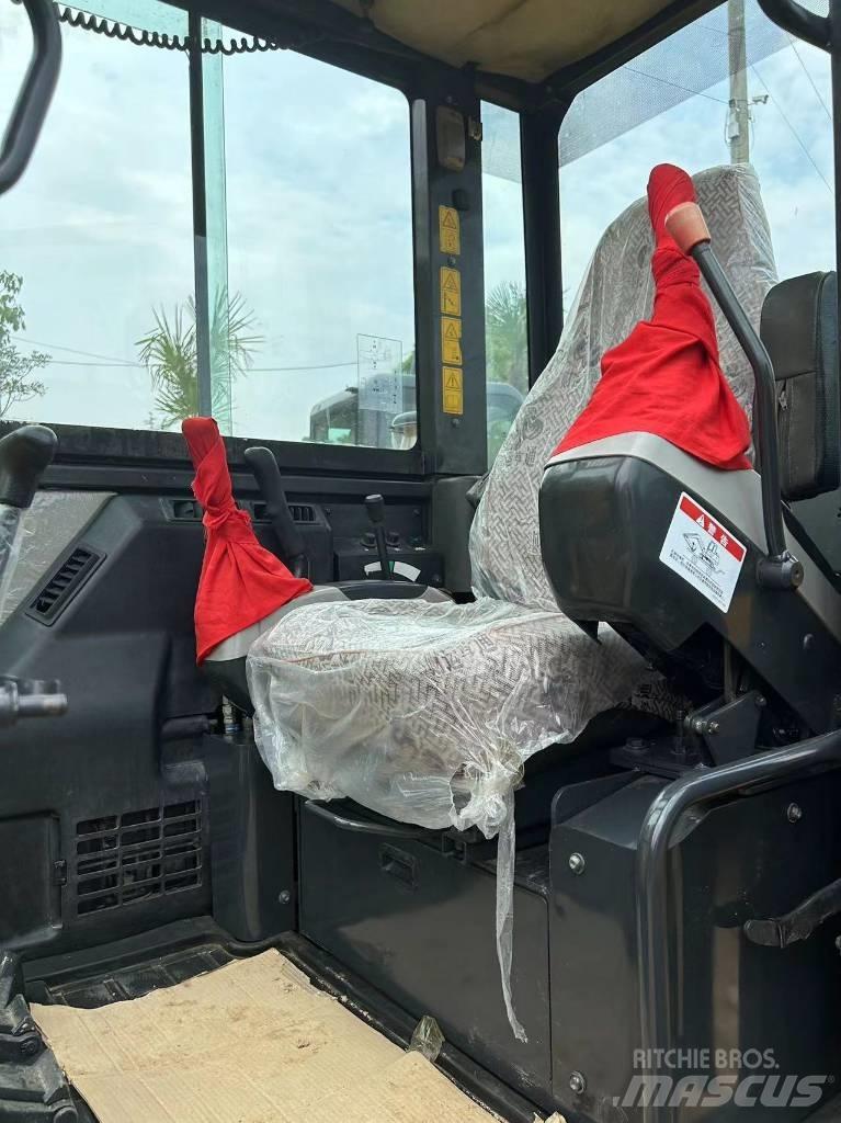 Komatsu PC 56 Mini kotrók < 7t
