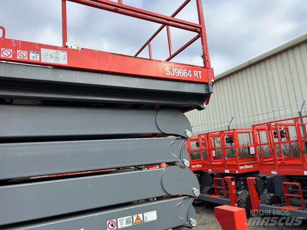 SkyJack sj 9664 RT Ollós emelők