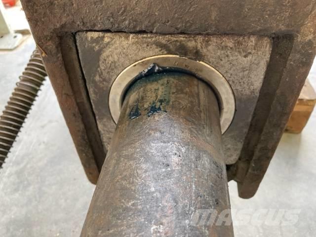 Montabert BRH 900 Fejtőgépek