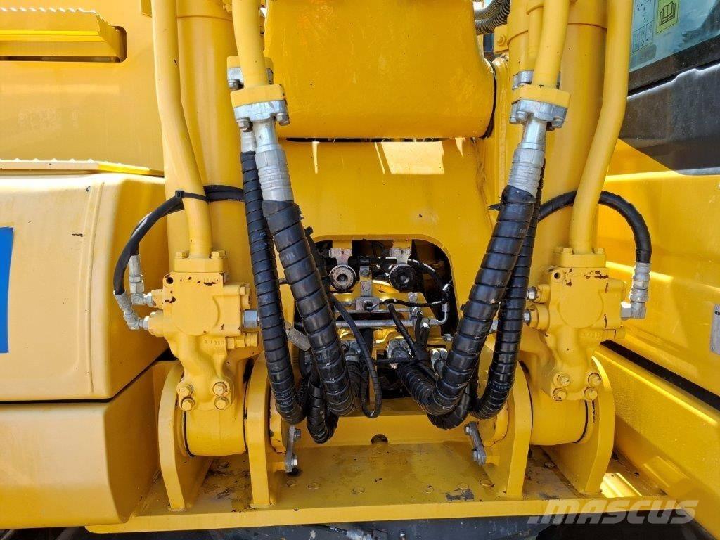 Komatsu PC240LC-10 Lánctalpas kotrók