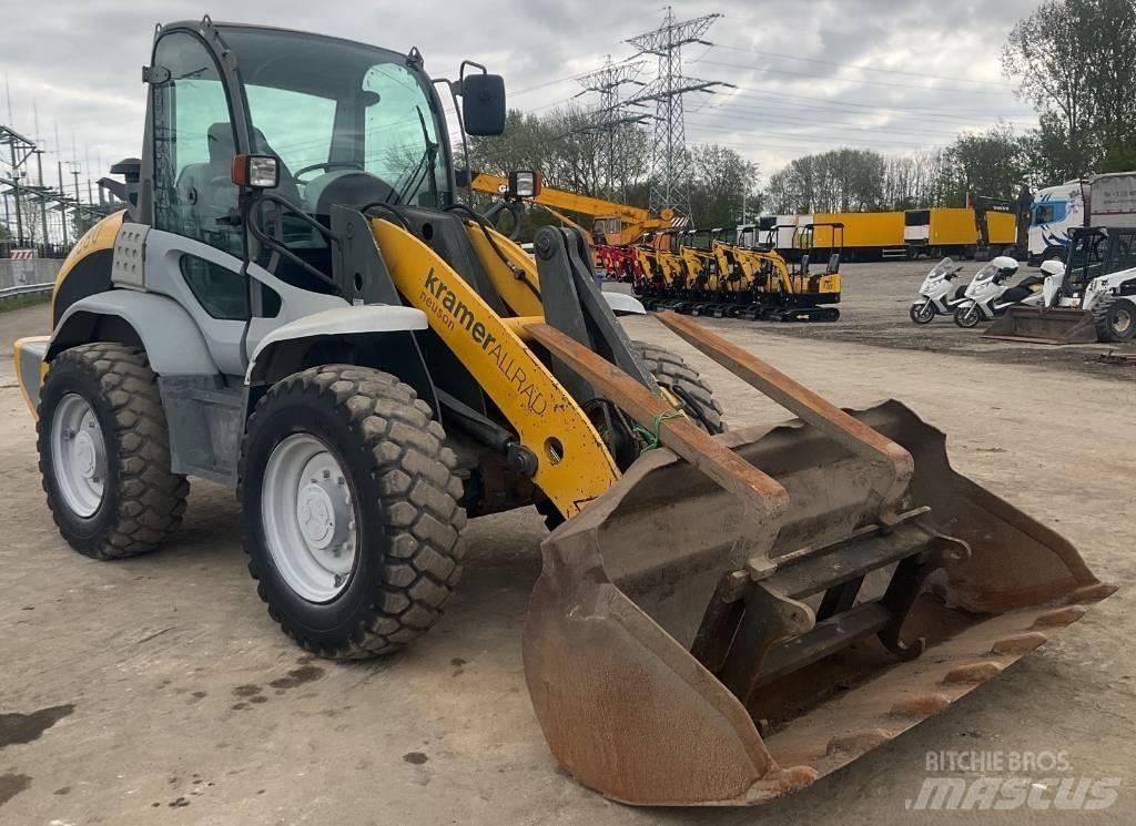 Kramer 345 / 880 Gumikerekes homlokrakodók