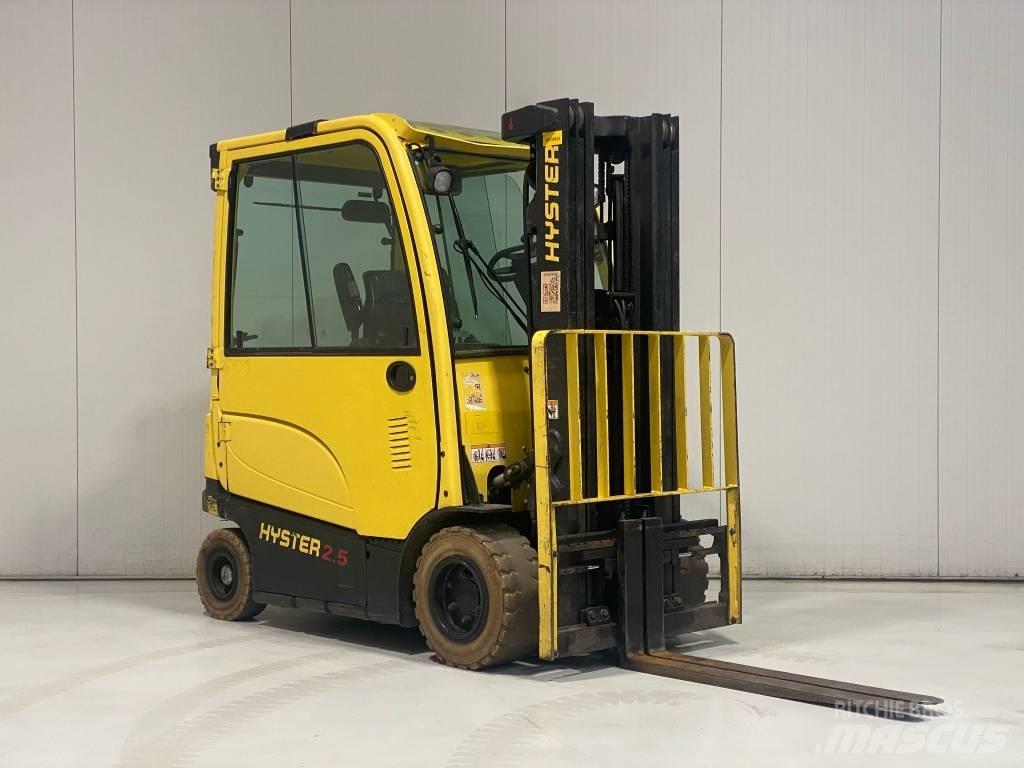 Hyster J2.5XN Elektromos targoncák