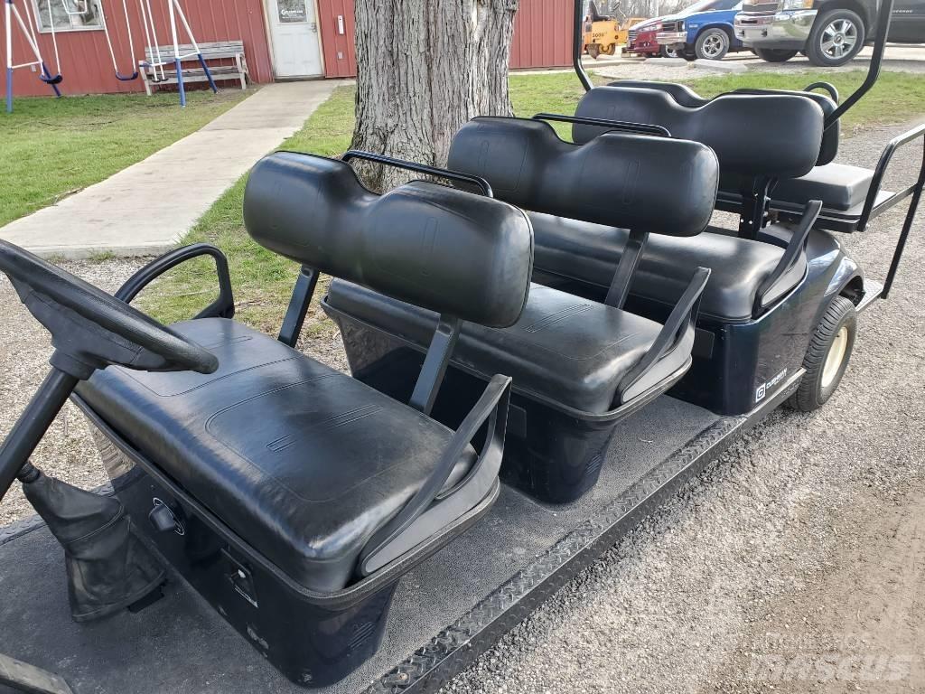 Cushman Shuttle 8 Vontatótargonca
