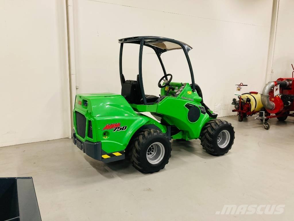 Avant 750 Mini homlokrakodók
