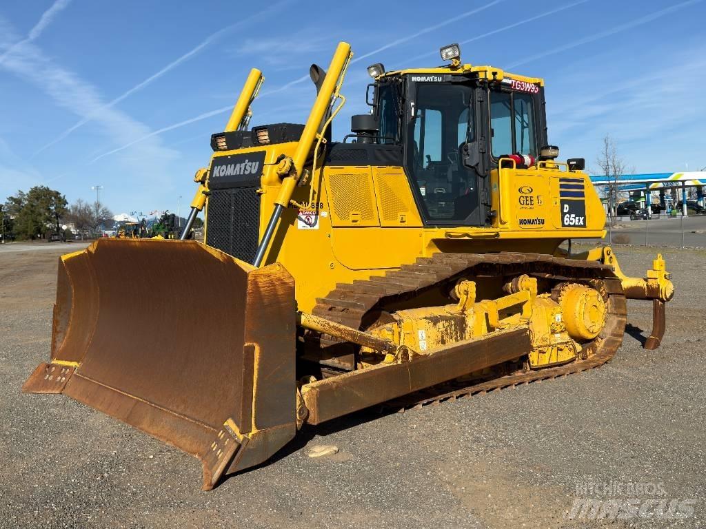 Komatsu D65EX-18 lánctalpas dózerek