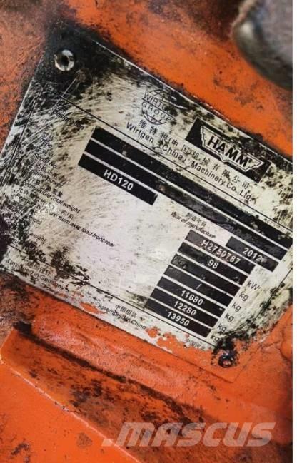 Hamm HD 120 Ikerdobos hengerek