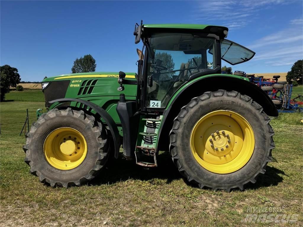 John Deere 6210R Traktorok