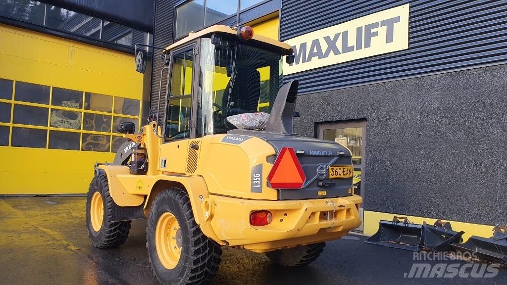 Volvo L 35 G Gumikerekes homlokrakodók