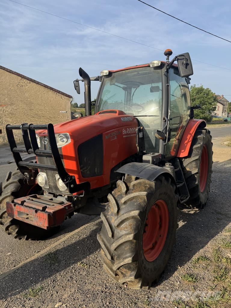 Kubota M135GX Traktorok