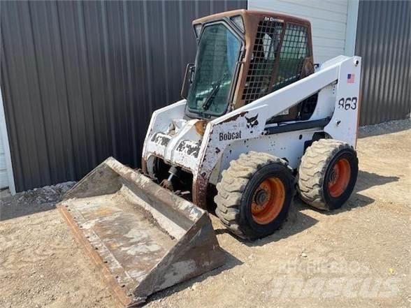Bobcat 863 Kompaktrakodók