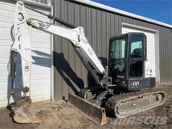 Bobcat E55 Lánctalpas kotrók