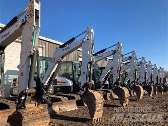 Bobcat E55 Lánctalpas kotrók