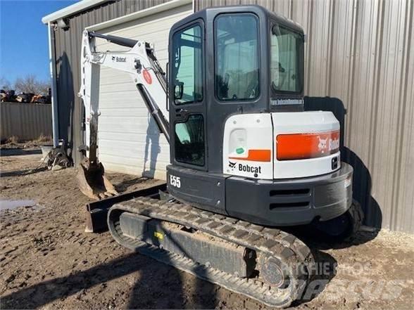 Bobcat E55 Lánctalpas kotrók