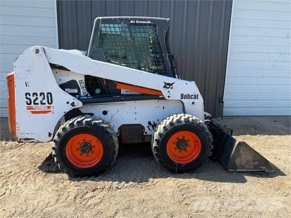 Bobcat S220 Kompaktrakodók