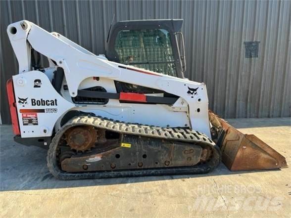 Bobcat T870 Kompaktrakodók