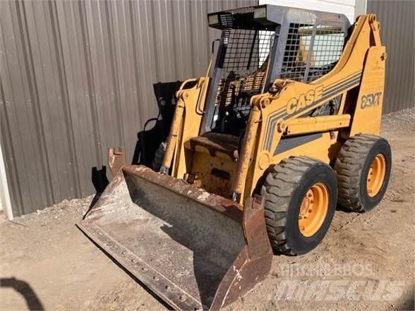 CASE 85XT Kompaktrakodók