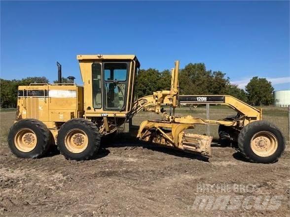 CAT 120H Gréderek