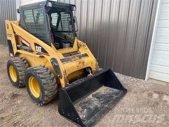 CAT 236 Kompaktrakodók
