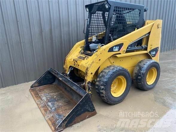 CAT 236B2 Kompaktrakodók