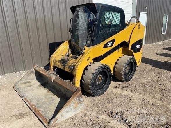 CAT 256C Kompaktrakodók