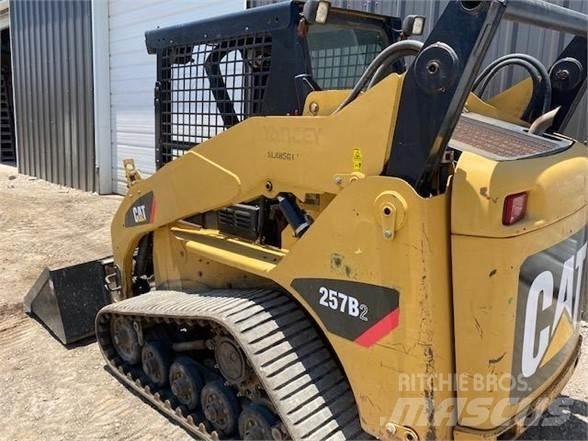 CAT 257B2 Kompaktrakodók