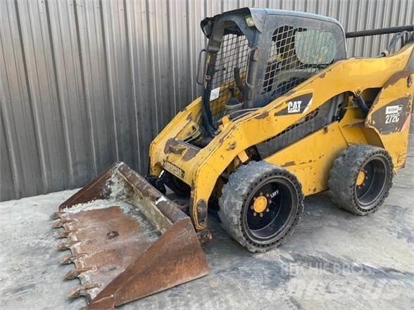 CAT 272C Kompaktrakodók