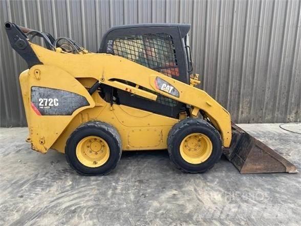 CAT 272C Kompaktrakodók