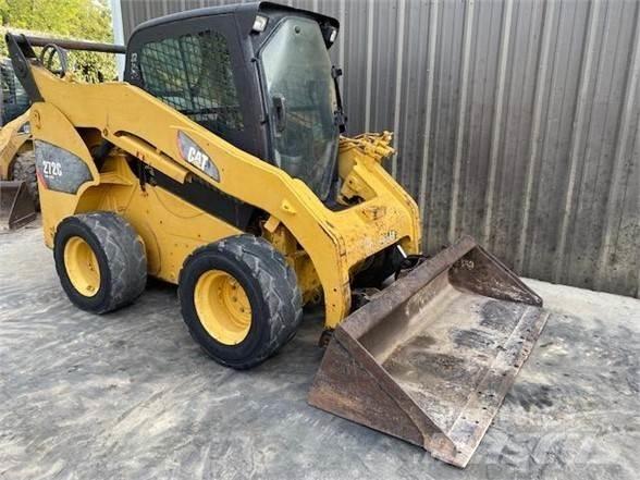 CAT 272C Kompaktrakodók