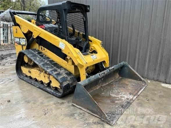 CAT 299D2 Kompaktrakodók