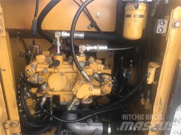 CAT 312CL Lánctalpas kotrók