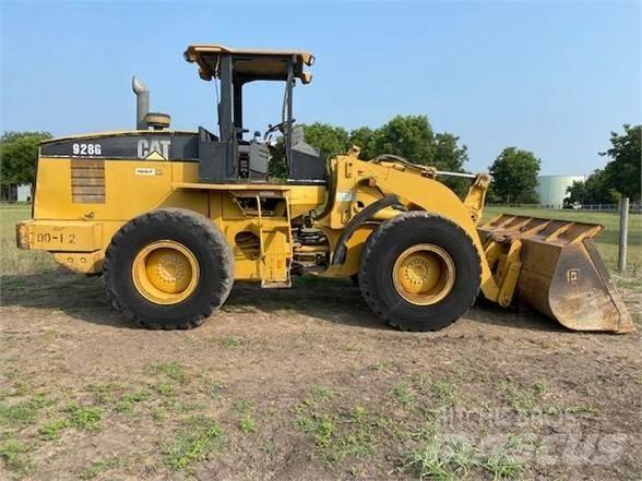 CAT 928G Gumikerekes homlokrakodók