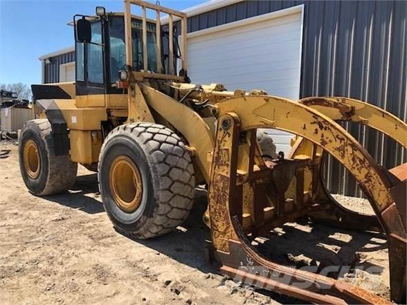 CAT 950F Gumikerekes homlokrakodók