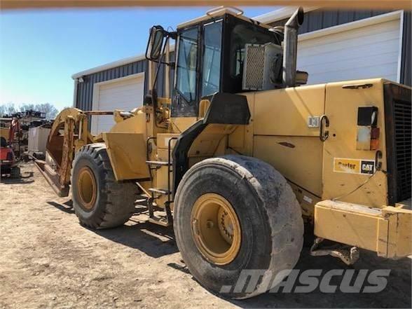 CAT 950F Gumikerekes homlokrakodók