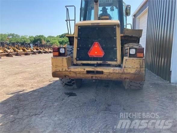CAT 962G Gumikerekes homlokrakodók
